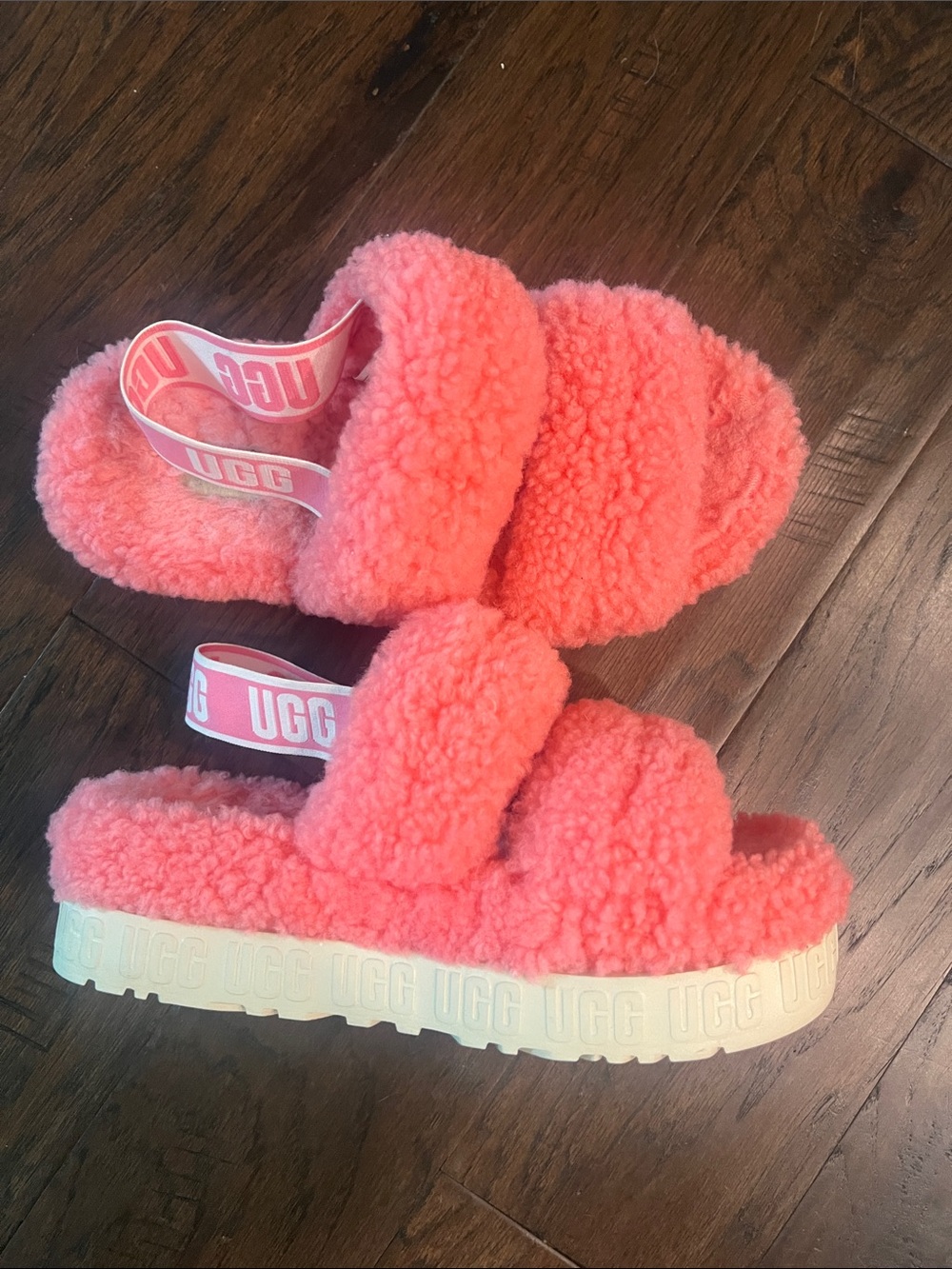 UGG Pink Fuzz Platform Slide with Elastic Logo Backstrap 8 GUC